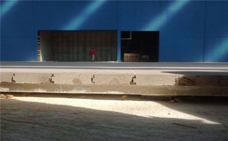 天津專業體育場地板價格及圖片