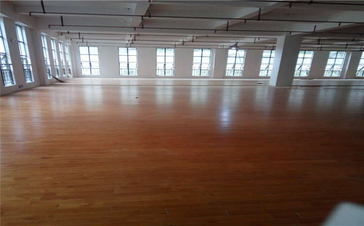 廣西企口體育木地板廠家報價