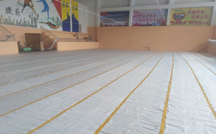 山西楓木體育場(chǎng)地板公司
