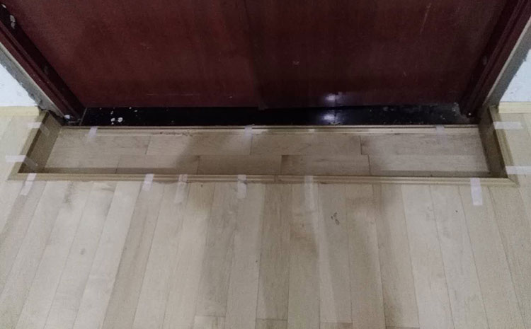 俄勒岡松舞臺(tái)運(yùn)動(dòng)木地板怎么維修？