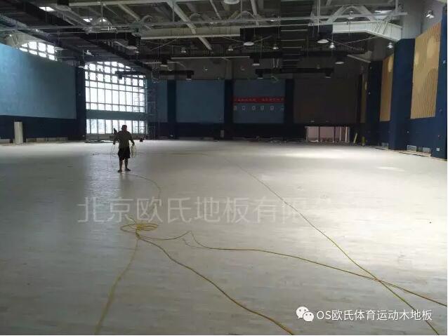 山東青島第二中學(xué)體育館木地板成功案例 山東青島第二中學(xué)體育館木地板成功案例