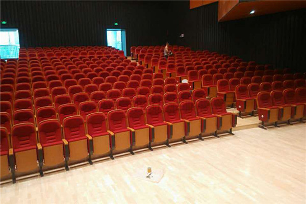 湖南婁底文化館舞臺(tái)木地板案例 湖南婁底文化館舞臺(tái)木地板案例